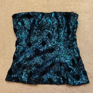 New tags, Tube shirt